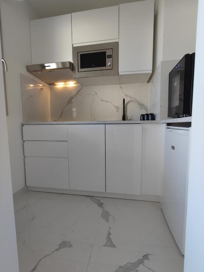 La Suite Appartement Pleine Vue Mer กงการ์โน ภายนอก รูปภาพ