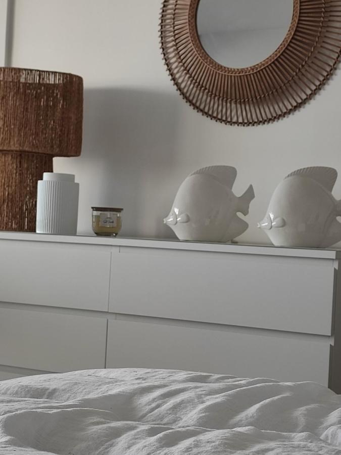 La Suite Appartement Pleine Vue Mer กงการ์โน ภายนอก รูปภาพ