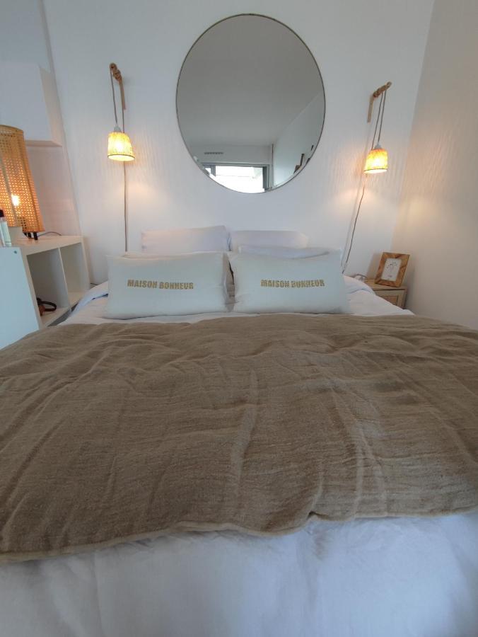 La Suite Appartement Pleine Vue Mer กงการ์โน ภายนอก รูปภาพ